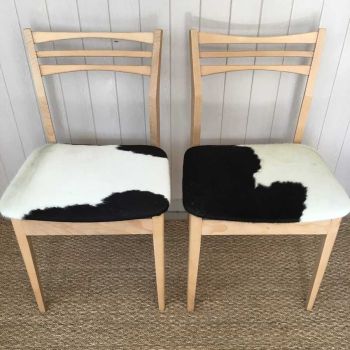 CHAISES